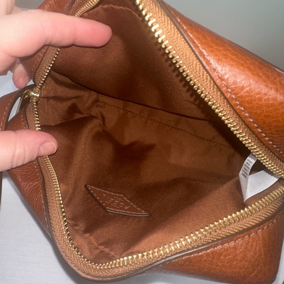 NWT Fossil Sydney Leather Camera Crossbody Medium Brown Cognac - Picture 12 of 15